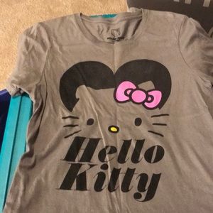 Hello Kitty L Tee